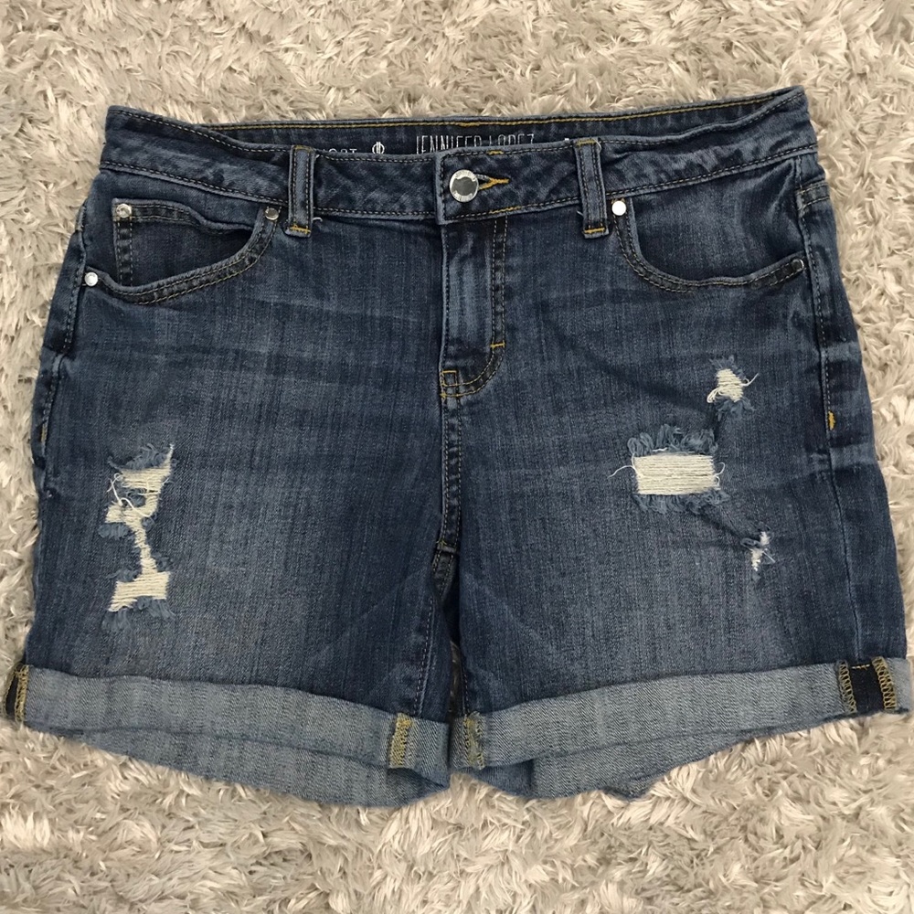 Soft ripped shorts-Jennifer Lopez